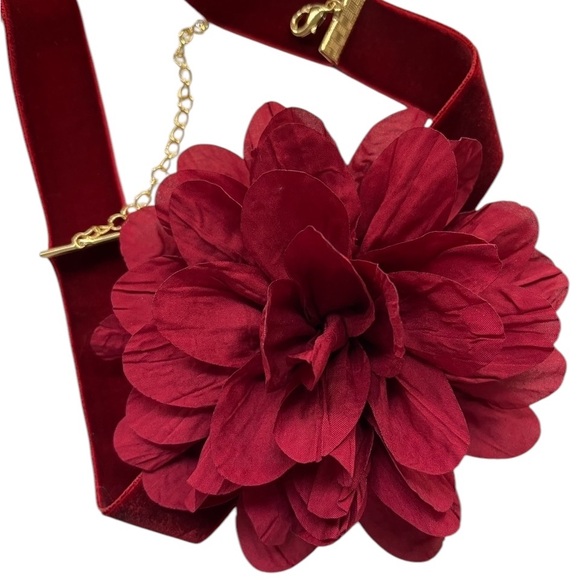 Free People Melody  Flower Choker Burgundy, Velvet with clasp OS, necklace - Picture 8 of 8